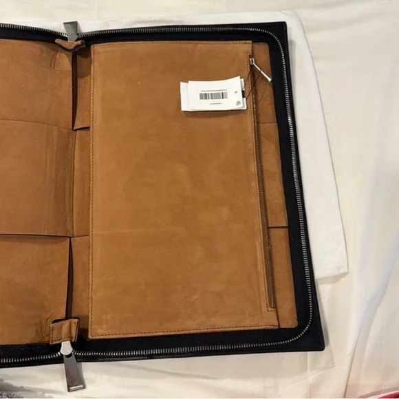 NWT Authentic Bottega Veneta Leather Large Arco Pouch - Picture 7 of 16